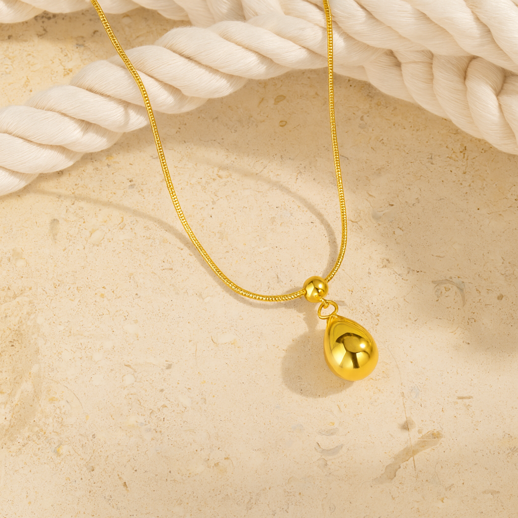 Serapha™ Golden Tear Drop Necklace