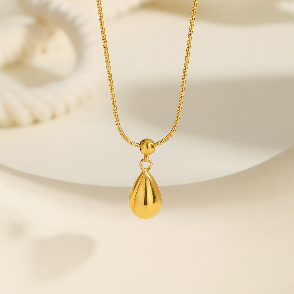 Serapha™ Golden Tear Drop Necklace